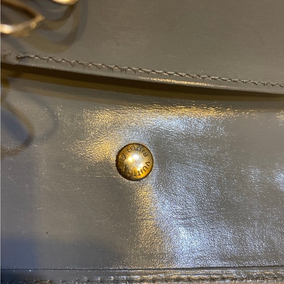Louis Vuitton Grey Leather 4 key Holder LV gray epi leather